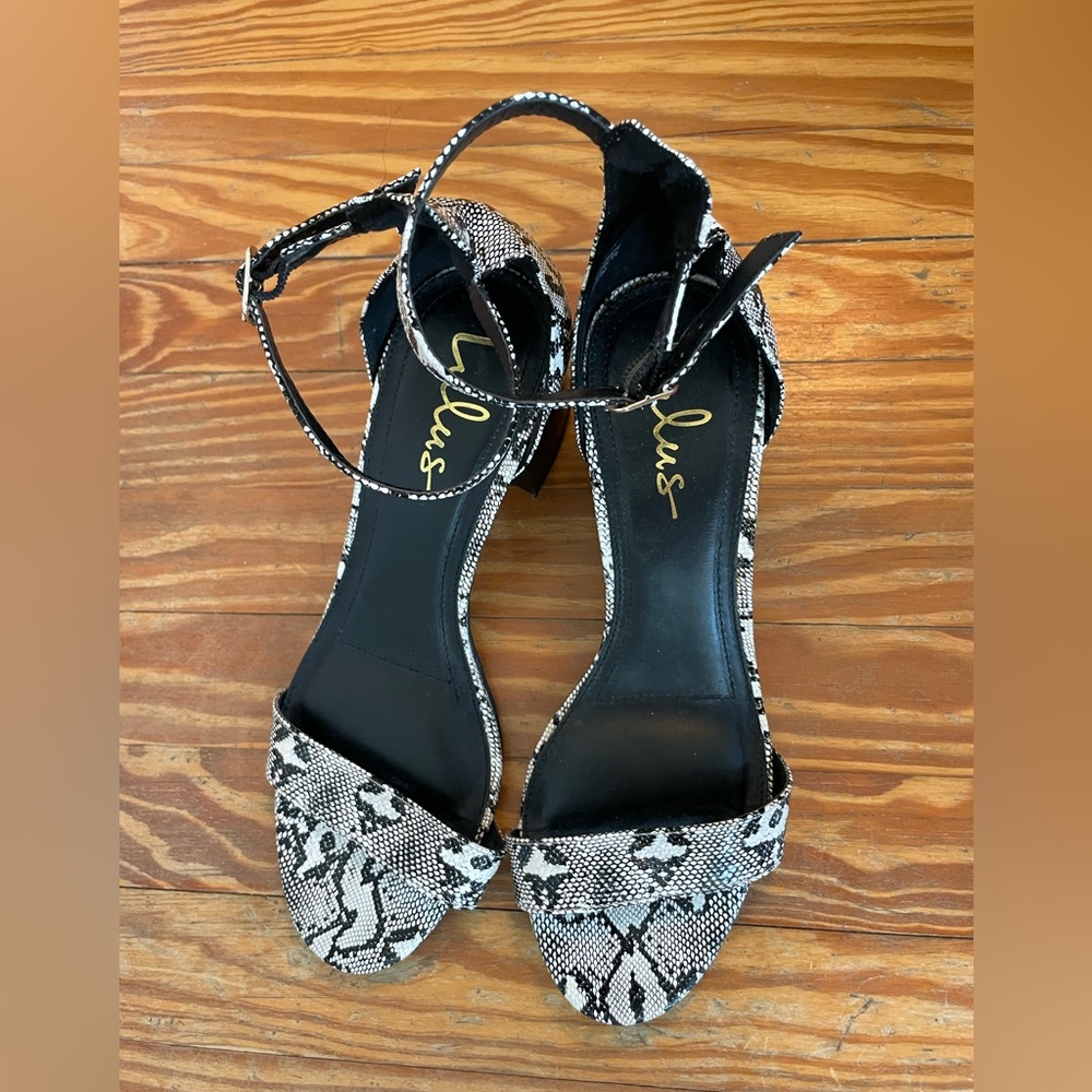 Lulus low heels in black and white animal print